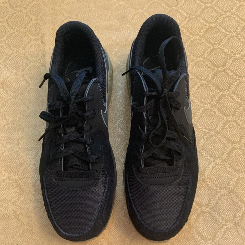 Nike Air Max Excee Black Anthracite Gum Running Sneakers HV0928-010 Men's Sz 8.5